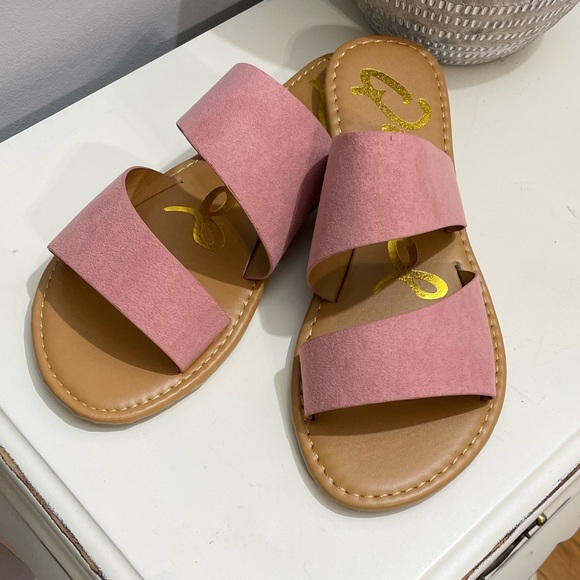 Qupid Pink Vegan Suede Sandal - Picture 6 of 9